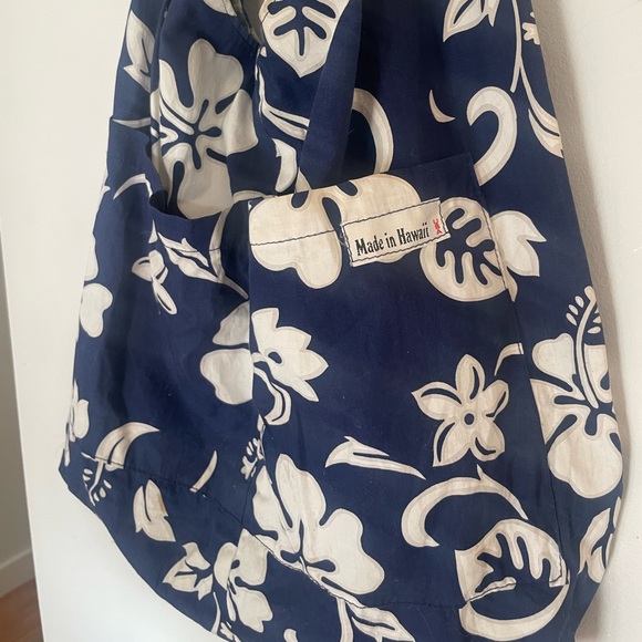 Hawaiian hobo bag - Picture 2 of 2